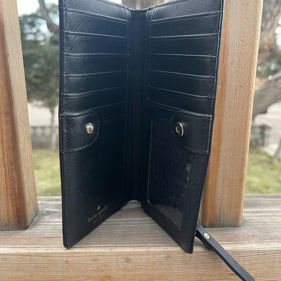 Kate Spade ♠️ - Picture 5 of 6